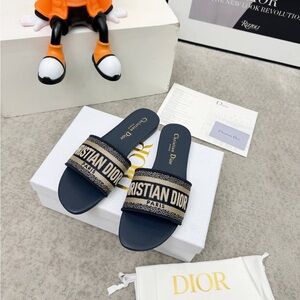 💞💞Women's Dior Sandals With Box